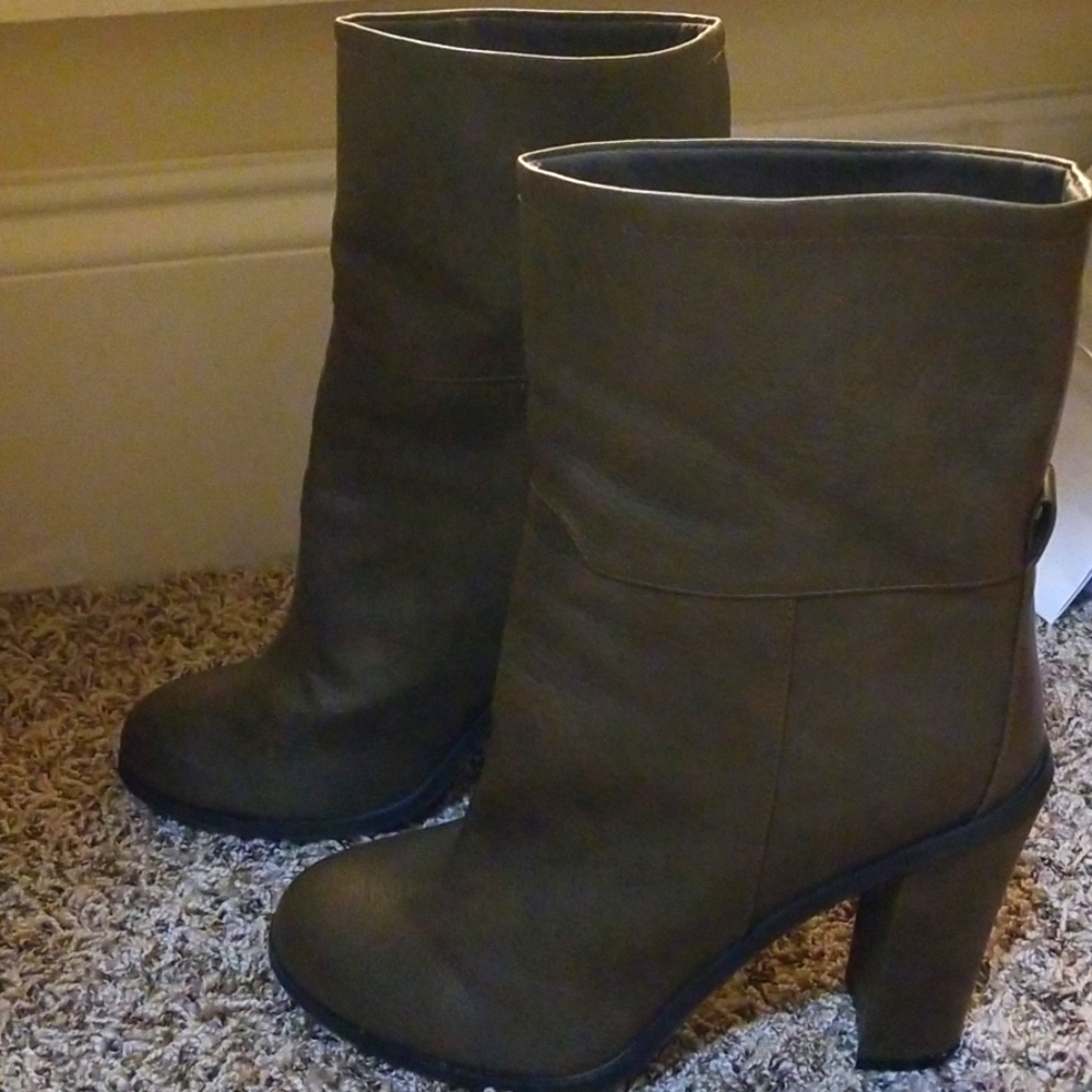 Charlotte  Russe Boots